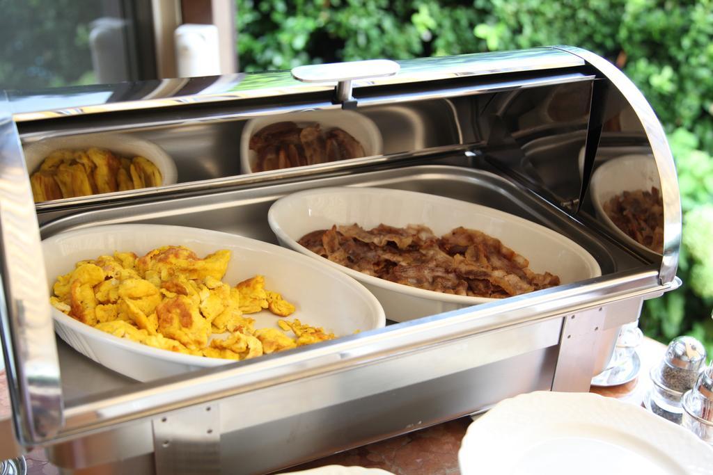 Albergo Ristorante Papa Πεσκιέρα ντελ Γκάρντα Εξωτερικό φωτογραφία